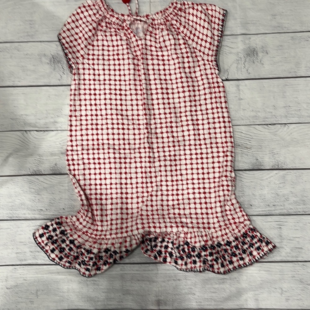 Vineyard vine, size girls, large dress